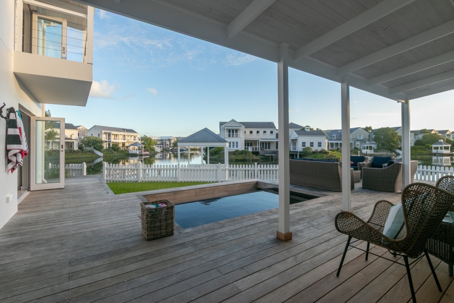 5 Bedroom Property for Sale in Thesen Islands Western Cape